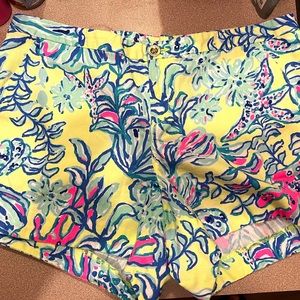 Lily Pulitzer shorts size 10